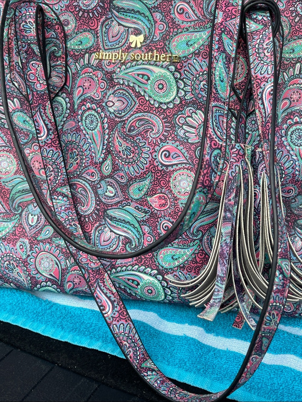 Simply Southern Pink and Teal Paisley Tote with Tassel - Picture 4 of 9